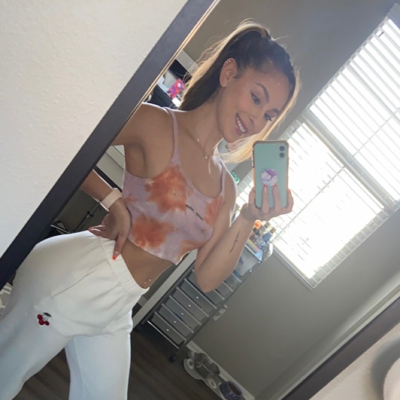 Meet your Posher, Alexandria - Picture 1 of 1